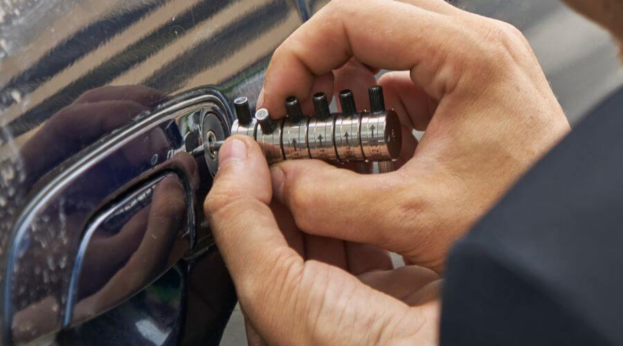 Professional residential roofers in Irene, SD